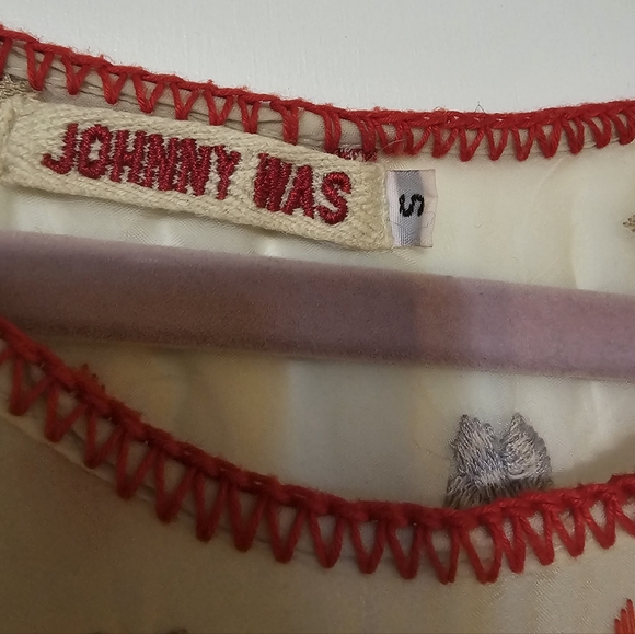 Gorgeous silk JOHNNY WAS tunic style top Size Small - Picture 3 of 4